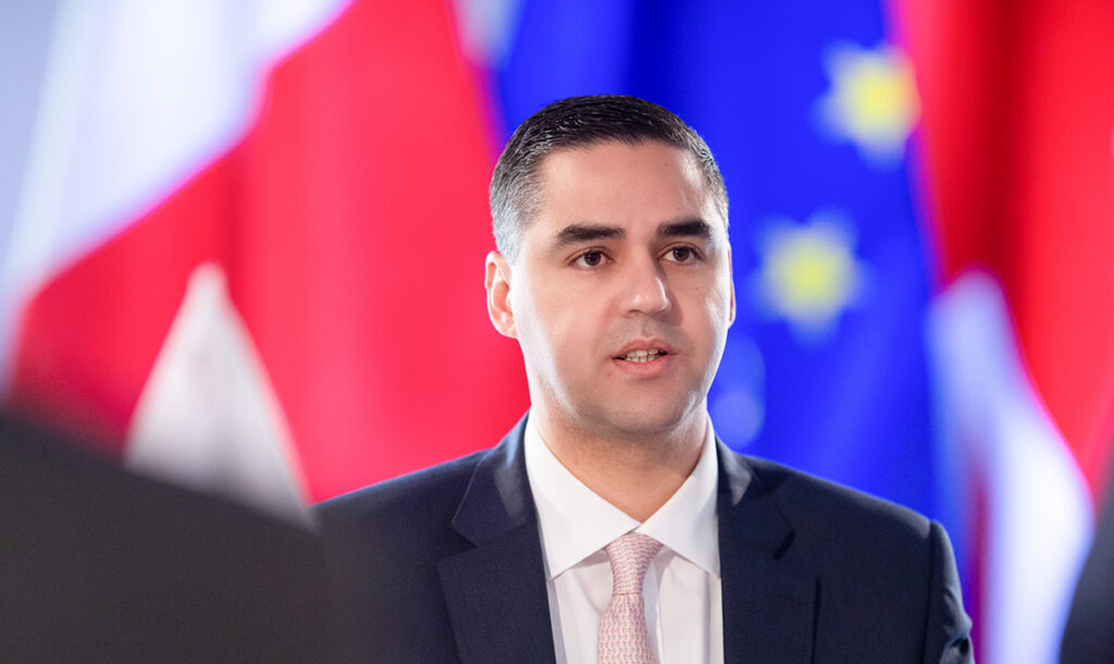 Business Focus Interview with Ian Minister of Foreign and